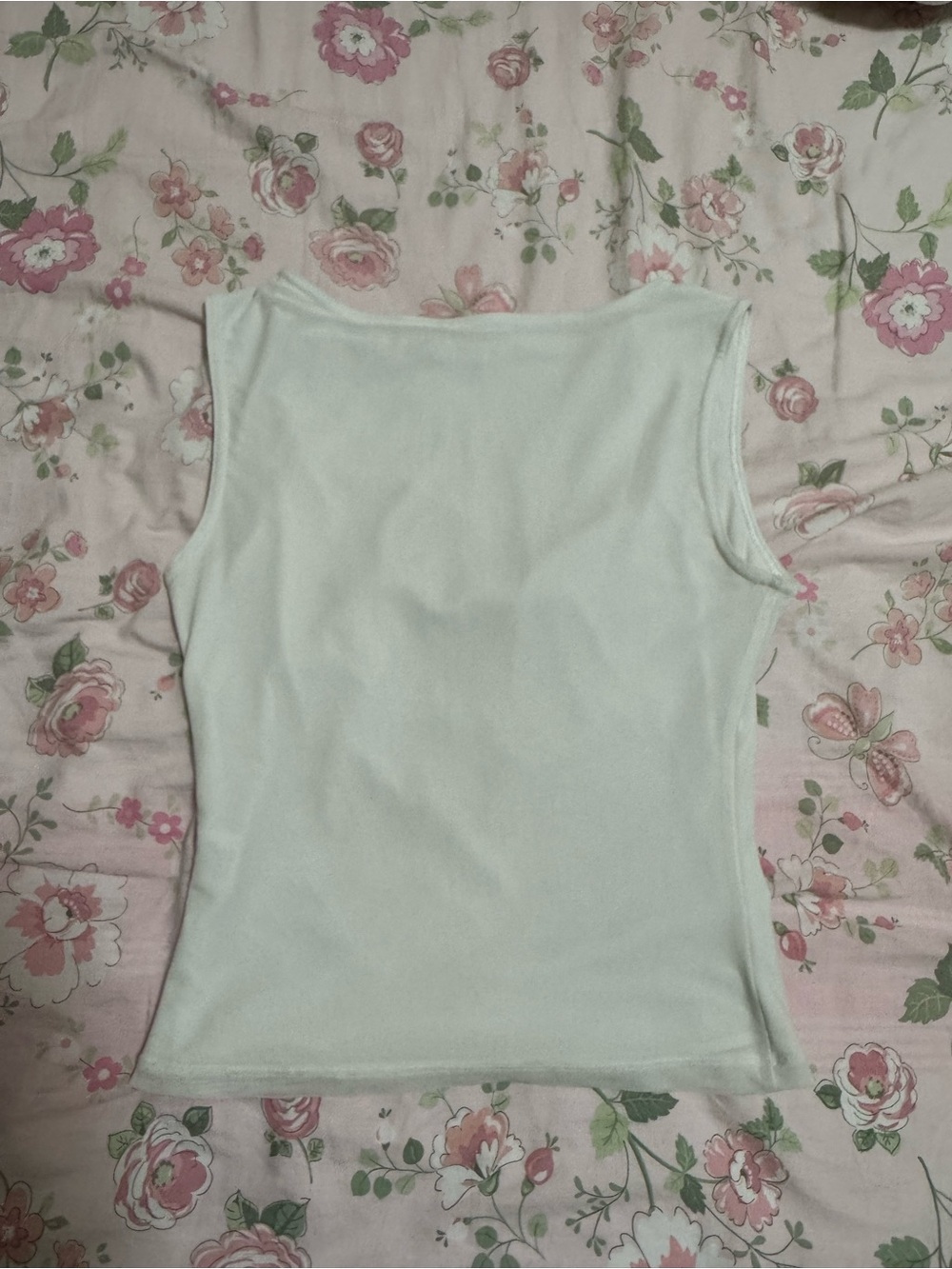 Brandy Melville White Sleeveless Tank Top - Picture 3 of 4